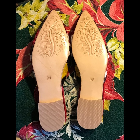 SUFI SHOES **RED CROSS Pair** Handmade Boho Luxury NWOTs EU Sz 39 USA 8.… - Picture 7 of 10